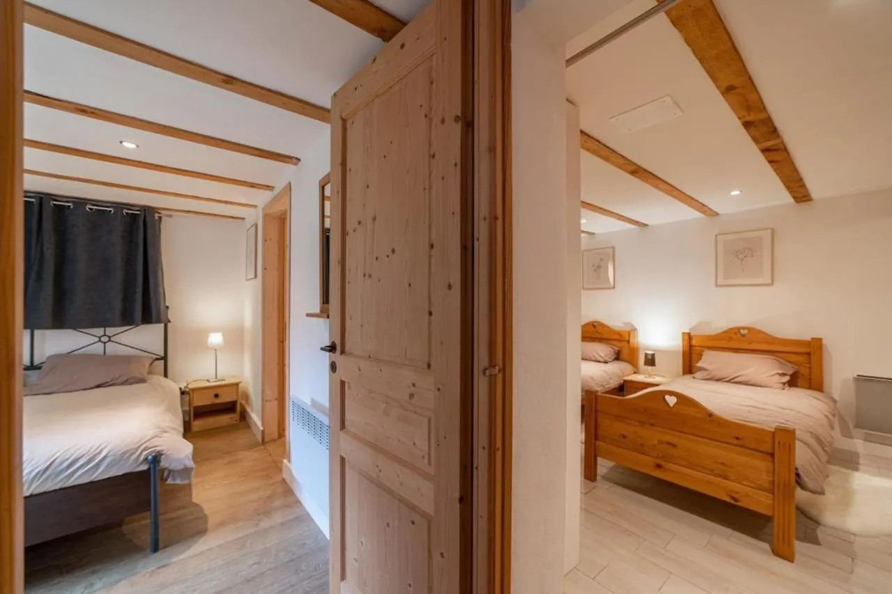 Charming Chalet With Garden In Les Houches 0*,  France
